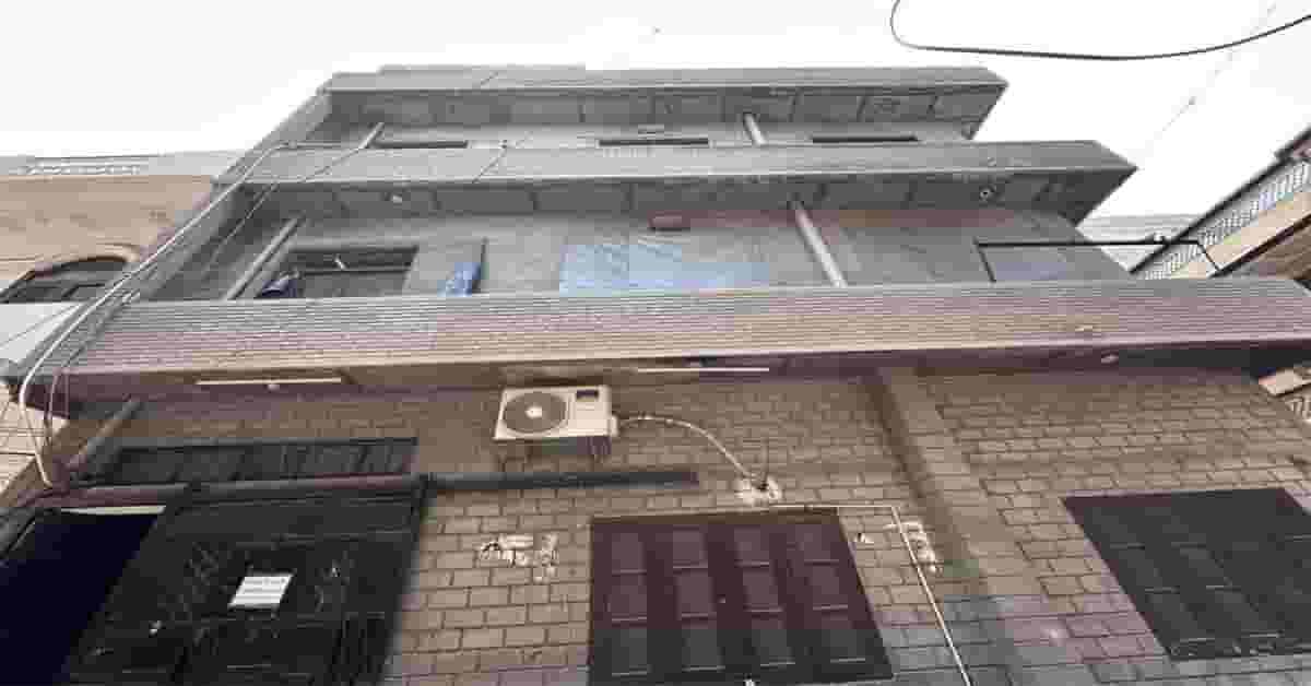 330 gaj triplex factory sale in gandhi nagar ludhiana 3.50cr